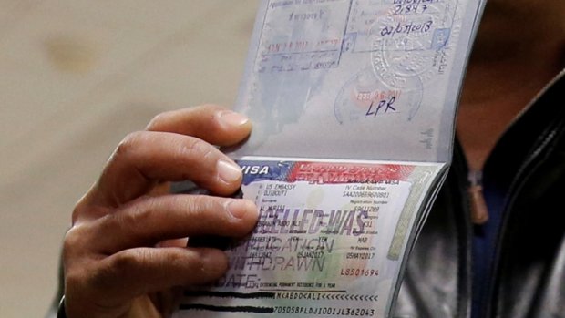 ORGANIZAÇÃO DE PROCESSOS PARA PEDIDO DE VISTO 